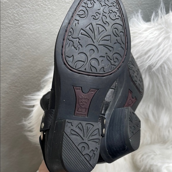 Ariat Black Ankle Boots - Picture 9 of 9